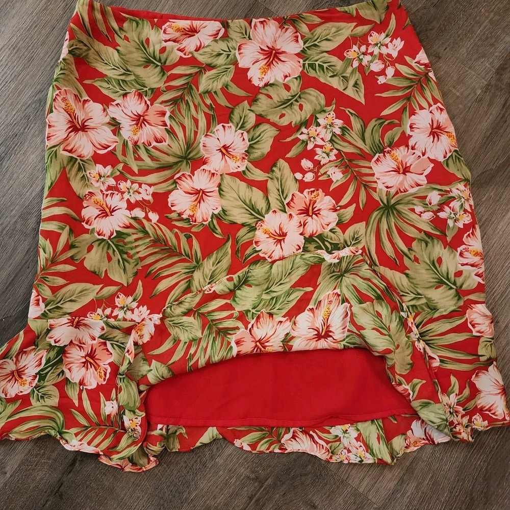 Jones NY Silk Mini Skirt 8 Red Floral Hibiscus Y2K Tropical Cruise Beachy Resort - Picture 8 of 12